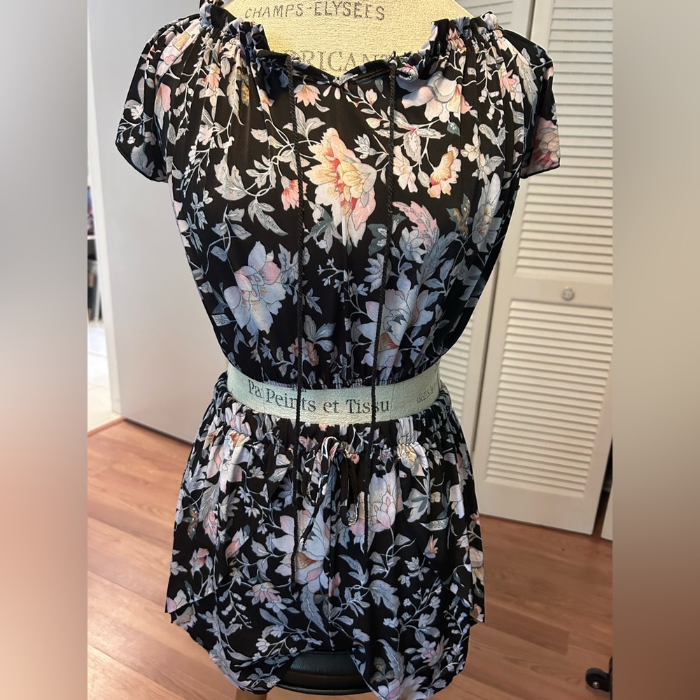 Beautiful shirts outfit! Perfect for a Sunday Funday, date night or girl time!